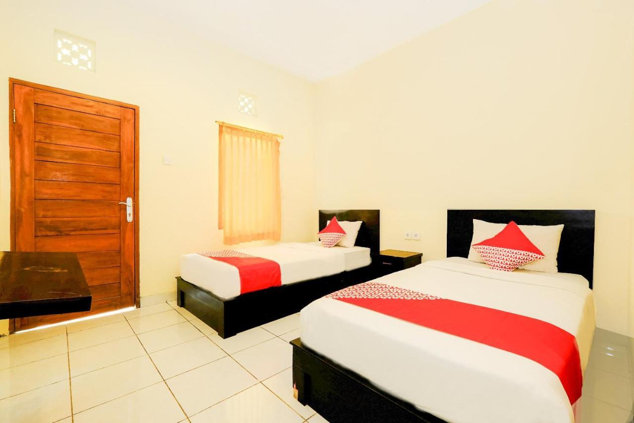 Oyo 2521 Uluwatu Cahya Guest House Exterior foto